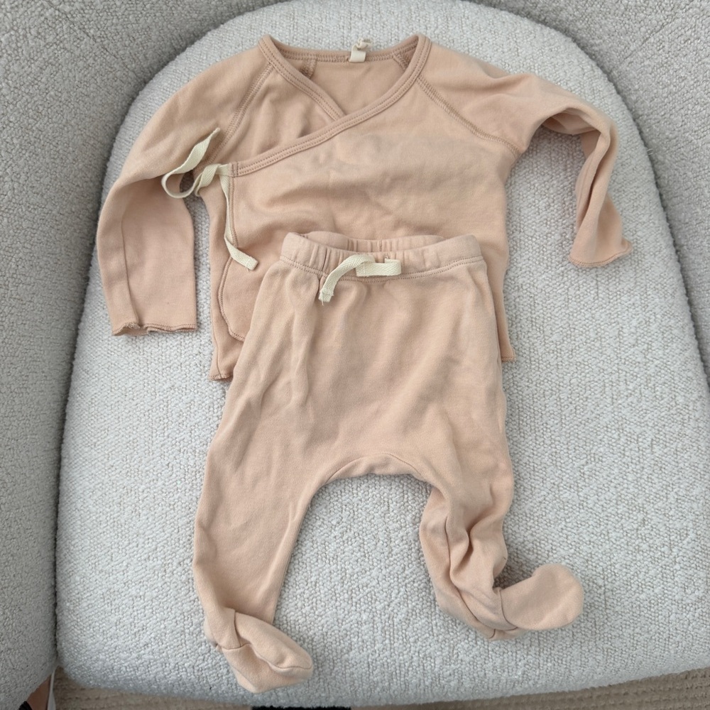 Quincy Mae Baby One-Piece Set in Blush Pink